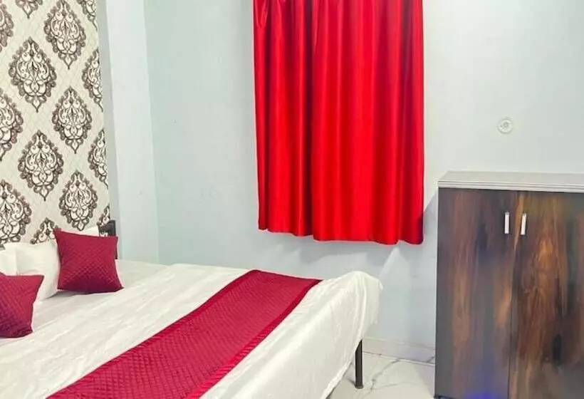 ホテル Vrindavan Ratnagiri