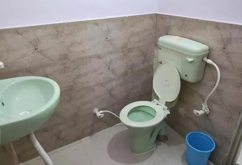 ホテル Vrindavan Ratnagiri