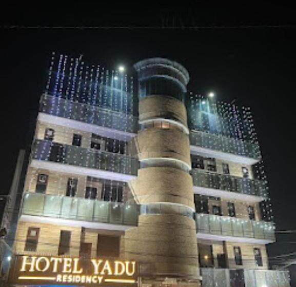 Отель Yadu Residency Meerut