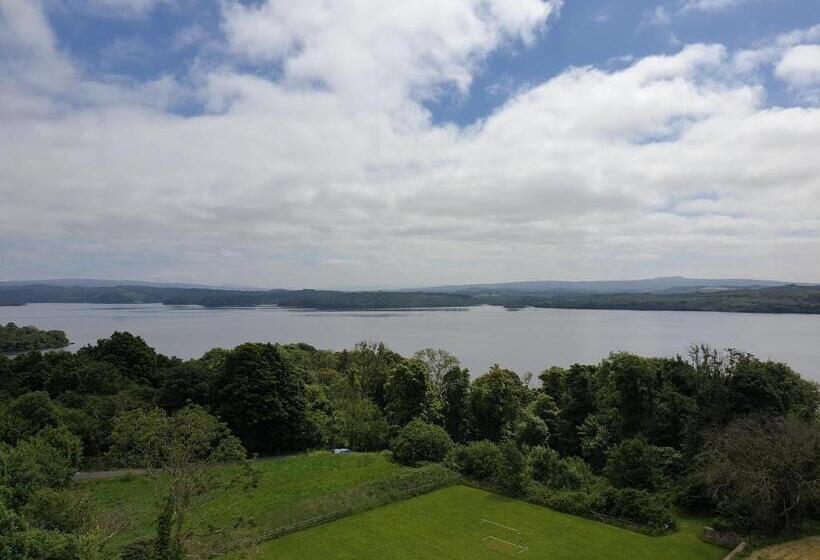 Lila Lake Isle Luxury Apart