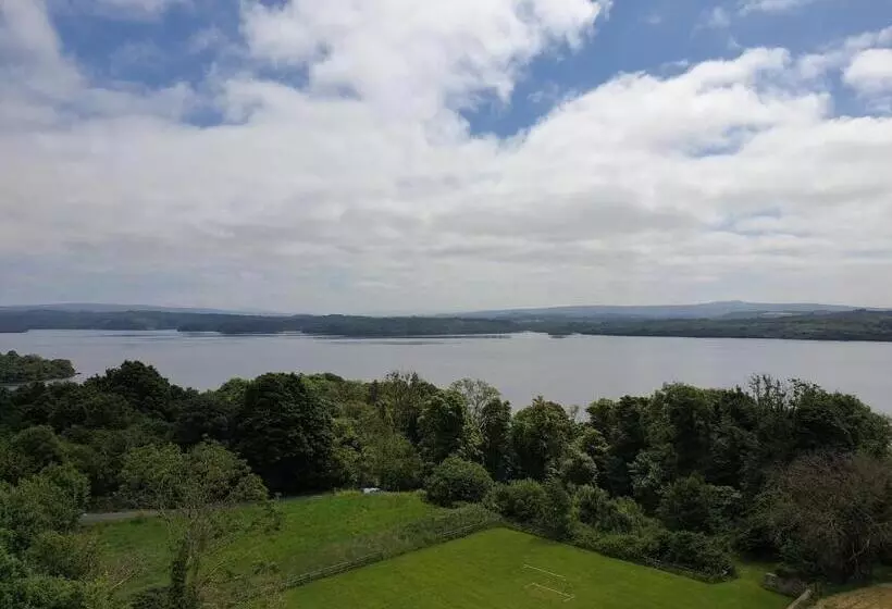 Lila Lake Isle Luxury Apart
