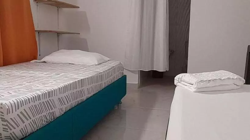 پانسیون Hostal Paloma Café