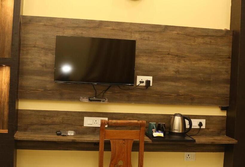 膳宿费 Shangri La