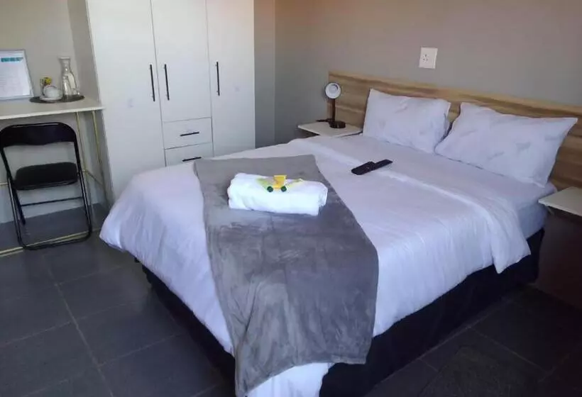 Majatalo The Success Guest House