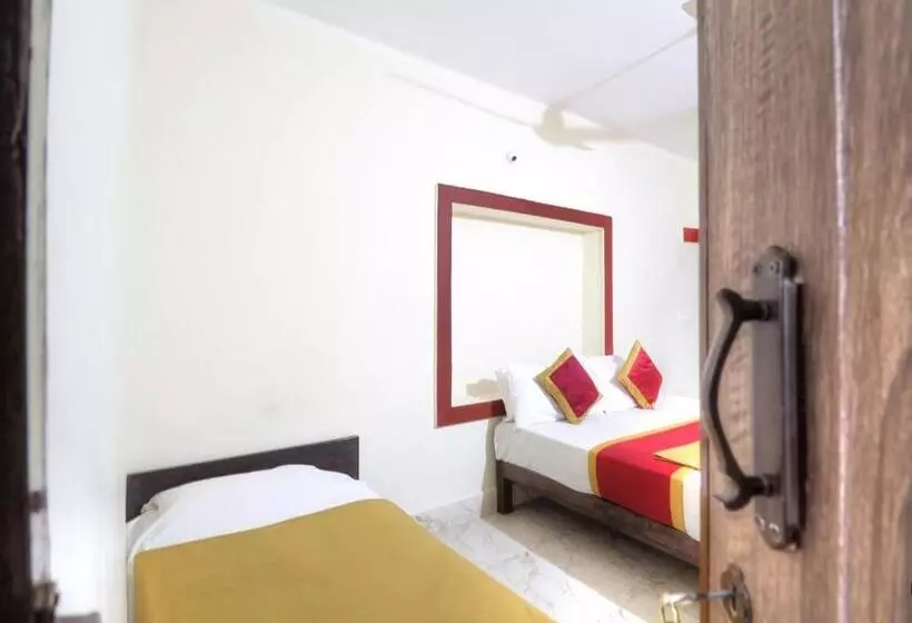 ホテル Coorg The Bliss Avani