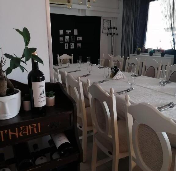 Szálloda Pensiunea Stejarul