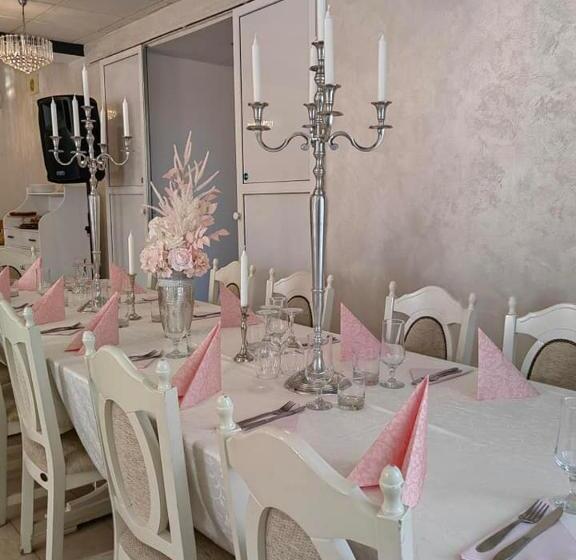 Szálloda Pensiunea Stejarul