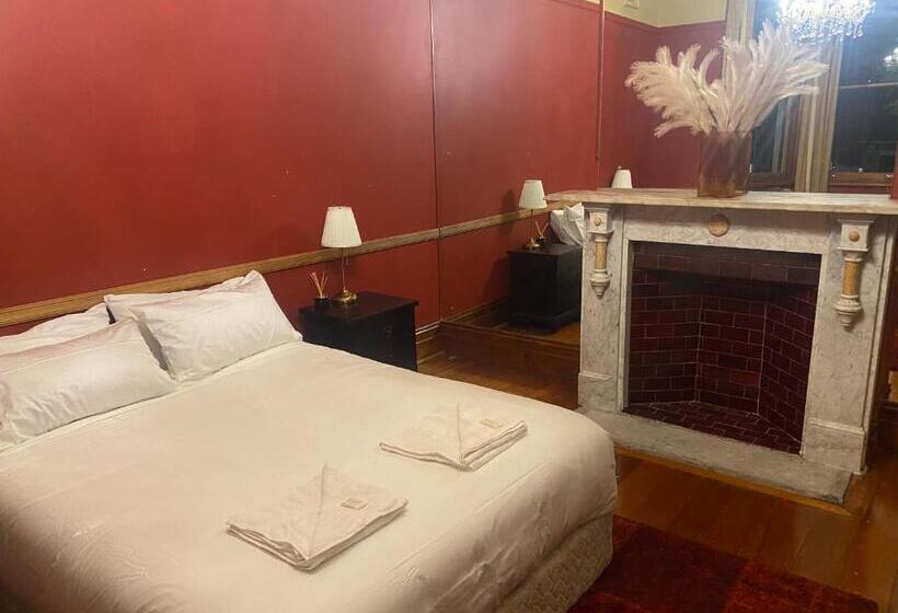 בית מלון כפרי The Mansion