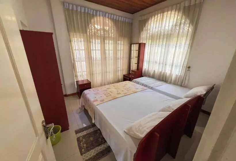ペンション European B & B
