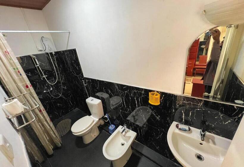 Majatalo European B & B