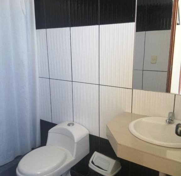 Pension Hospedaje Linda Lirio