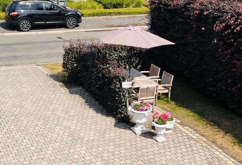 پانسیون Isa S Appartement