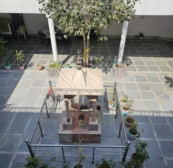 Majatalo Krishna Dhaam Bungalow Goverdhan, Mathura