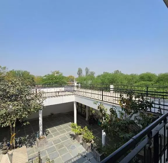 Majatalo Krishna Dhaam Bungalow Goverdhan, Mathura