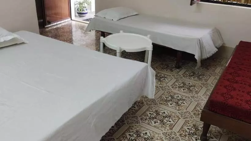 Majatalo Krishna Dhaam Bungalow Goverdhan, Mathura