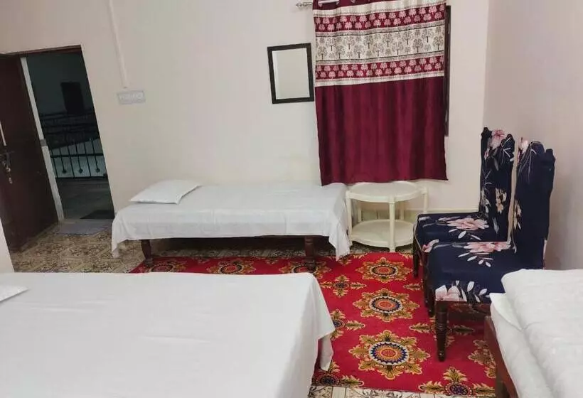 Majatalo Krishna Dhaam Bungalow Goverdhan, Mathura