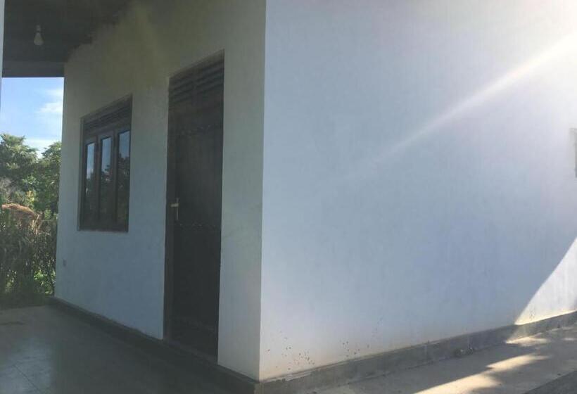 Majatalo Peacock Villa