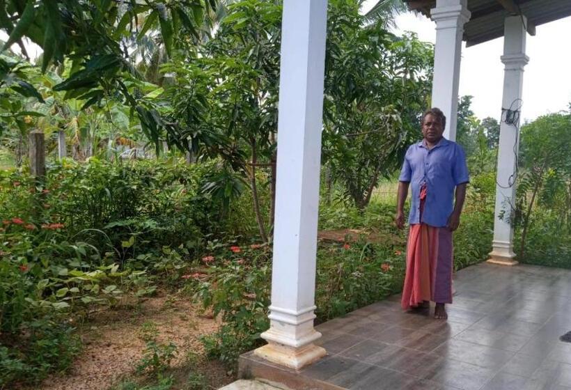 Majatalo Peacock Villa