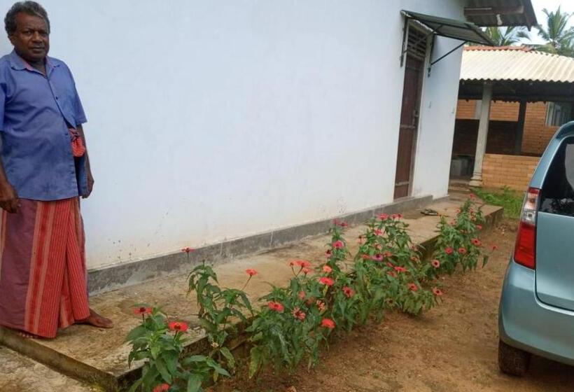 Majatalo Peacock Villa