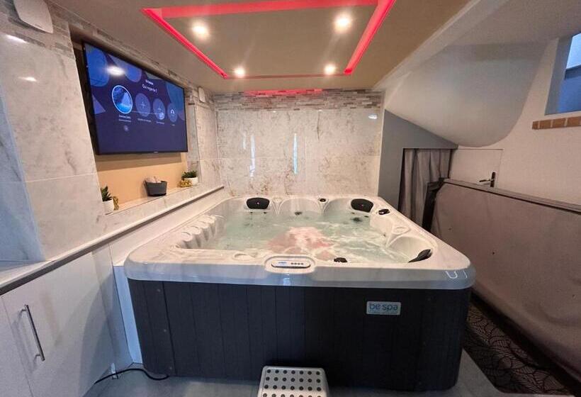 ペンション Spa Jacuzzi Moon White