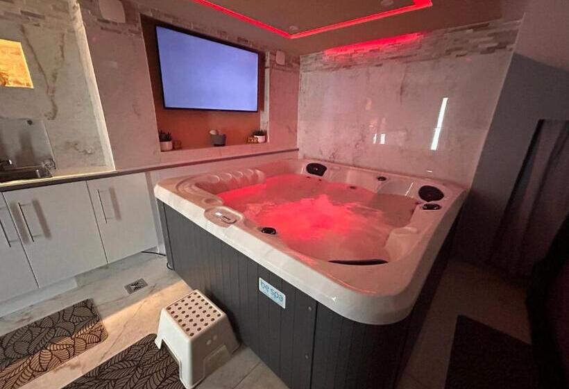 ペンション Spa Jacuzzi Moon White