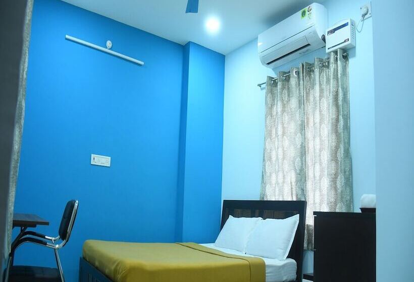 بنسيون Thendral Park Inn