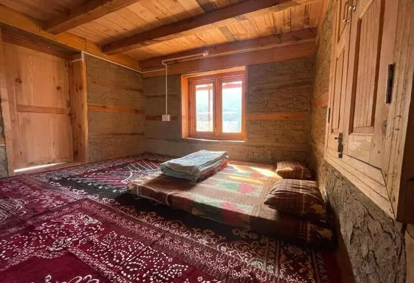 Majatalo Woodstock Villa Rooms&entirevilla Tulga