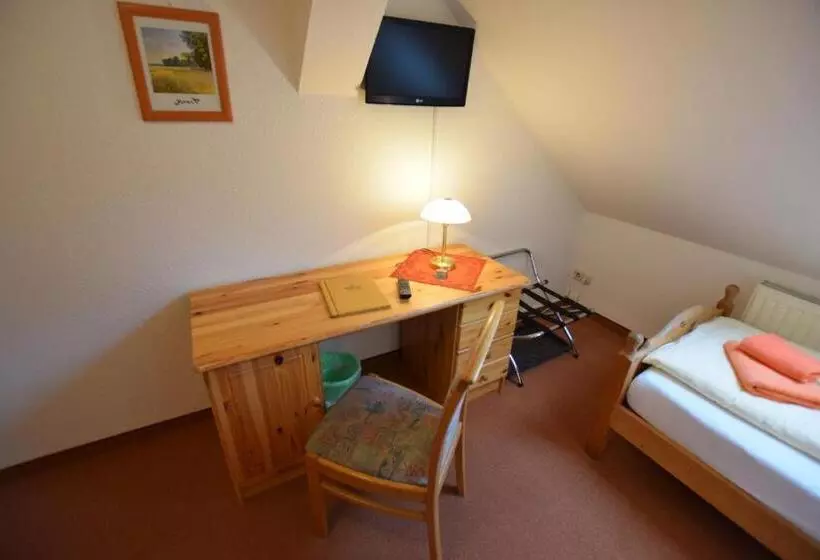 Retkeilymaja Wolfsgrunder Festhof