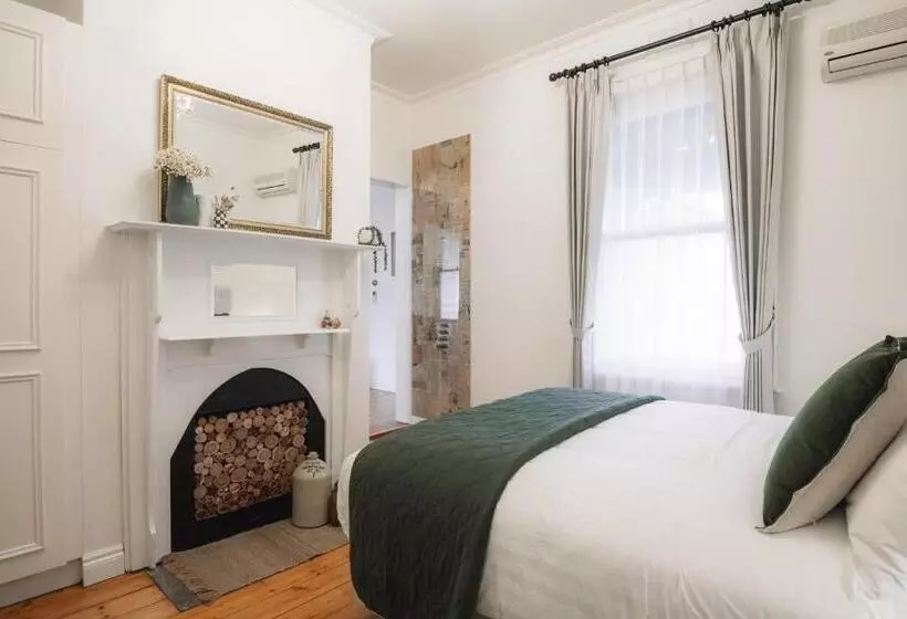 ベッドアンドブレックファースト Benambra Boutique Accommodation   C1883  Lonsdale Suite