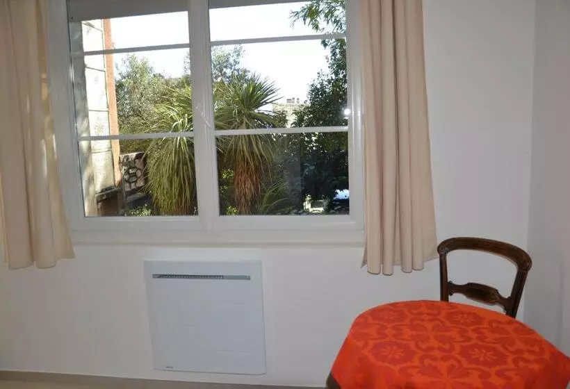 Aamiaismajoitus (B&B) L Arche De Noé