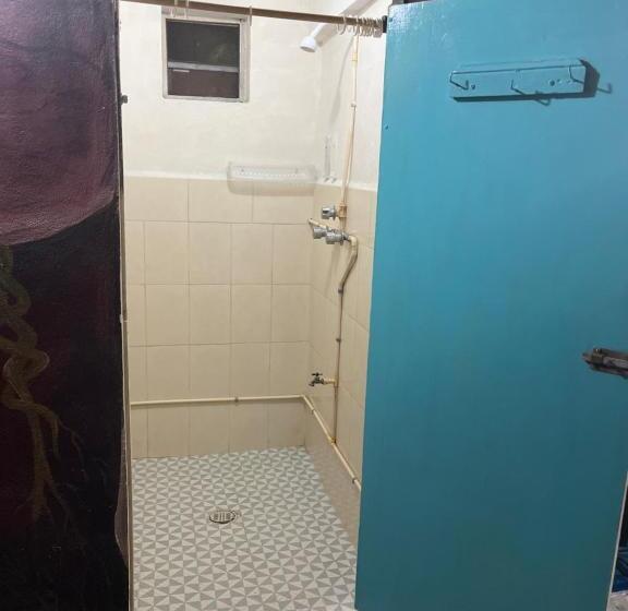 Hostel Xiinbal Habitación Comunitaria