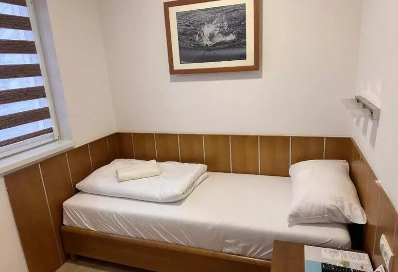 هتل Aqua Prenociste Palic
