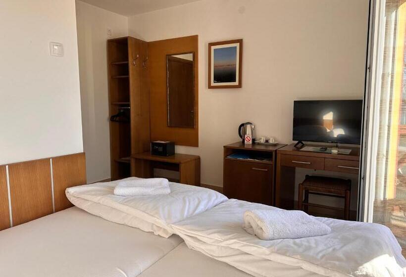 هتل Aqua Prenociste Palic