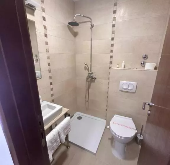 هتل Aqua Prenociste Palic
