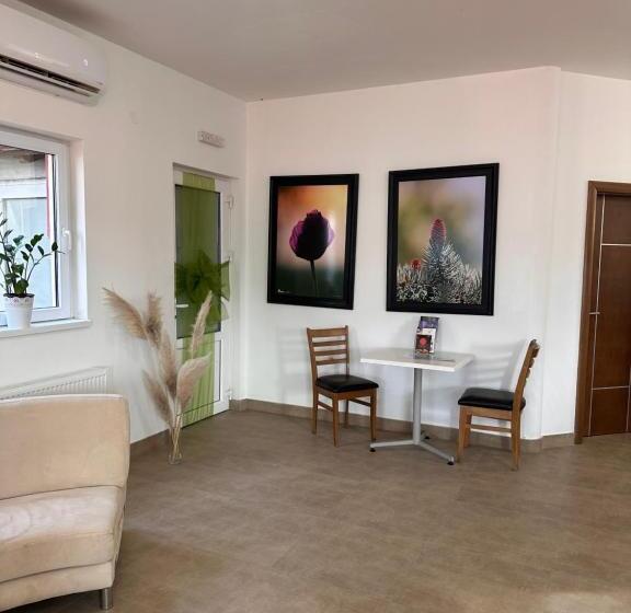 هتل Aqua Prenociste Palic