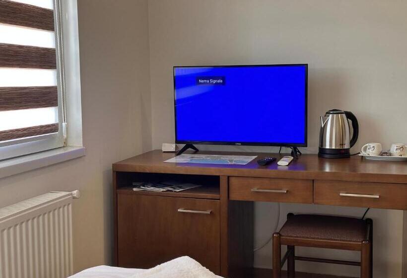 هتل Aqua Prenociste Palic