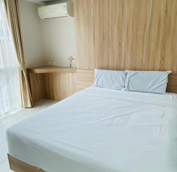 호텔 D Eco Condo Resort Pattaya