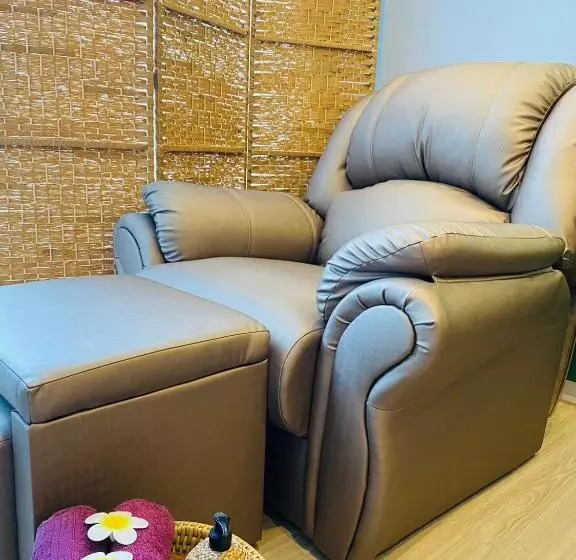 Hotelli D Eco Condo Resort Pattaya