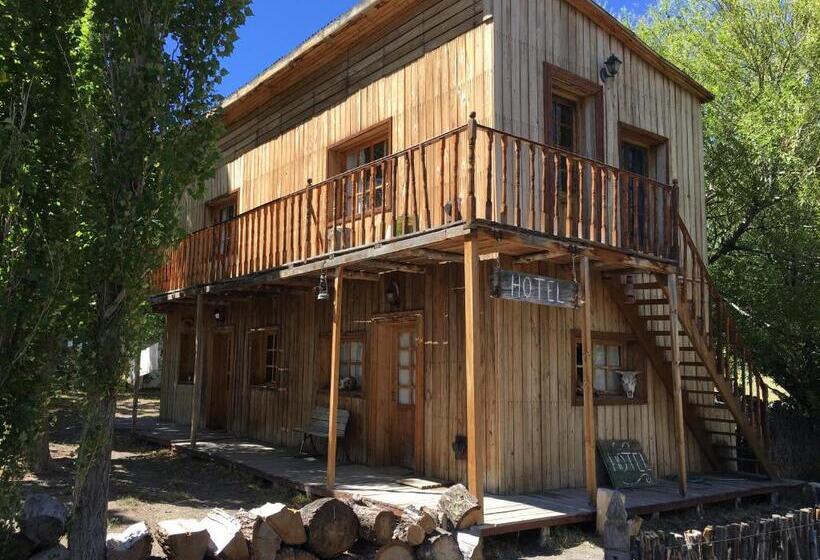 ホテル Estancia Santa Thelma