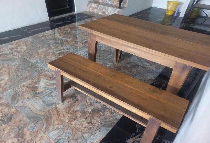 Hotel Oyo 93505 Harvest Inn Syariah