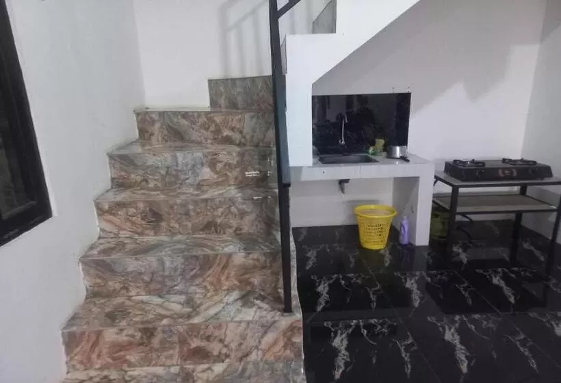 Hotelli Oyo 93505 Harvest Inn Syariah