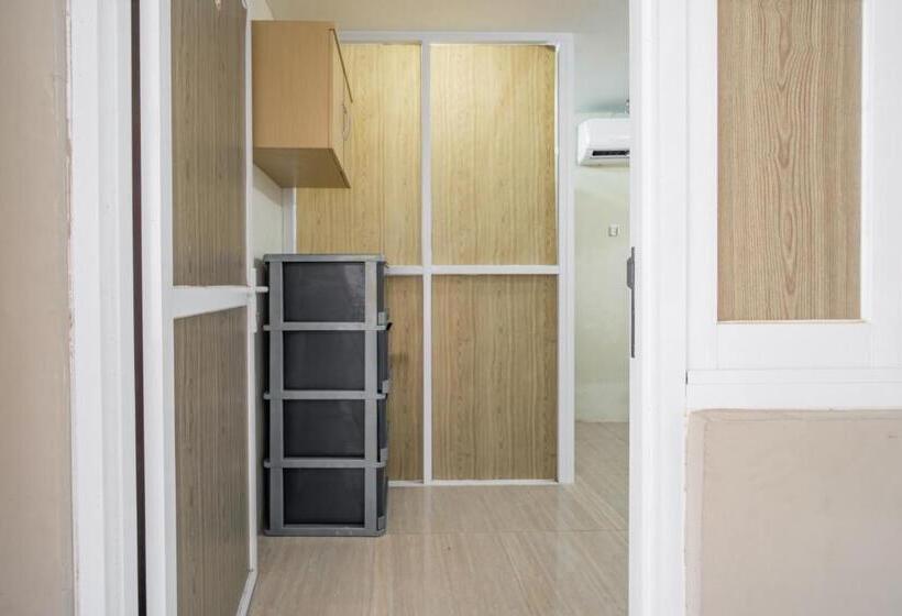 Отель Oyo 93526 Cut Nyadin Syariah