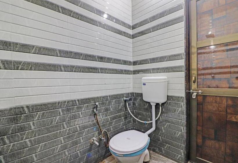 Hotel Oyo Raj Laxmi Hotal Kuchaman City