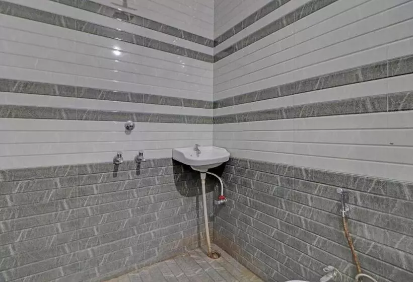 Hotelli Oyo Raj Laxmi Hotal Kuchaman City