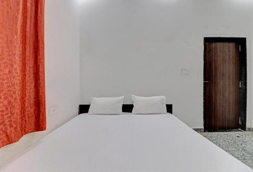 Hotel Oyo Raj Laxmi Hotal Kuchaman City