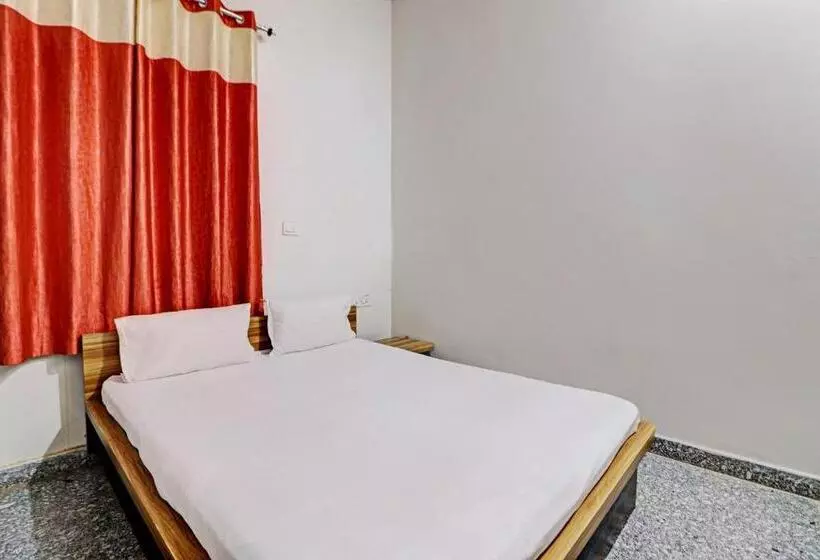 Hotelli Oyo Raj Laxmi Hotal Kuchaman City