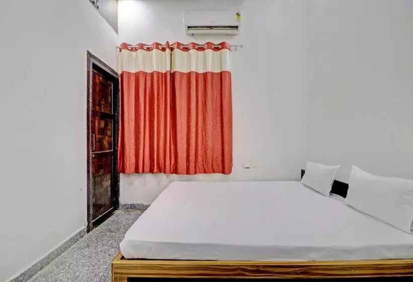 Hotelli Oyo Raj Laxmi Hotal Kuchaman City