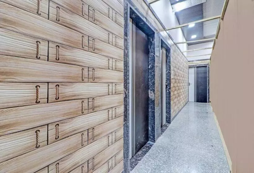 Hotelli Oyo Raj Laxmi Hotal Kuchaman City