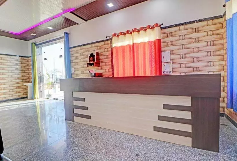 Hotelli Oyo Raj Laxmi Hotal Kuchaman City