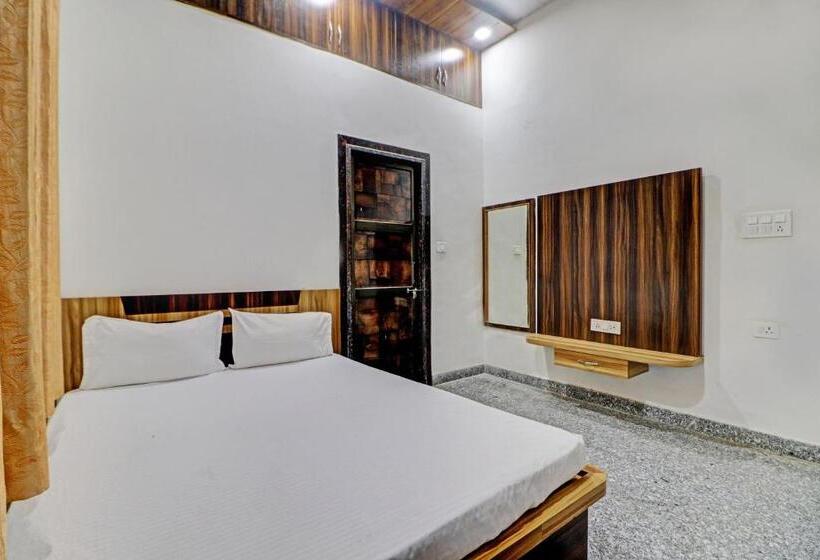 Hotel Oyo Raj Laxmi Hotal Kuchaman City